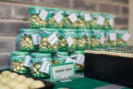 שולחן קינוחים בסגנון אלקטרוני