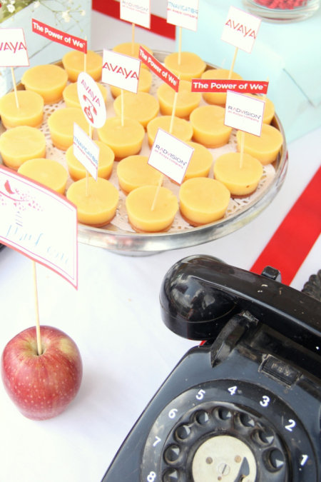 תקריב לשולחן המתוקים עבור חברת AVAYA