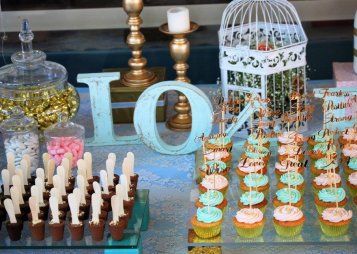 שולחן מעוצב ליום האישה